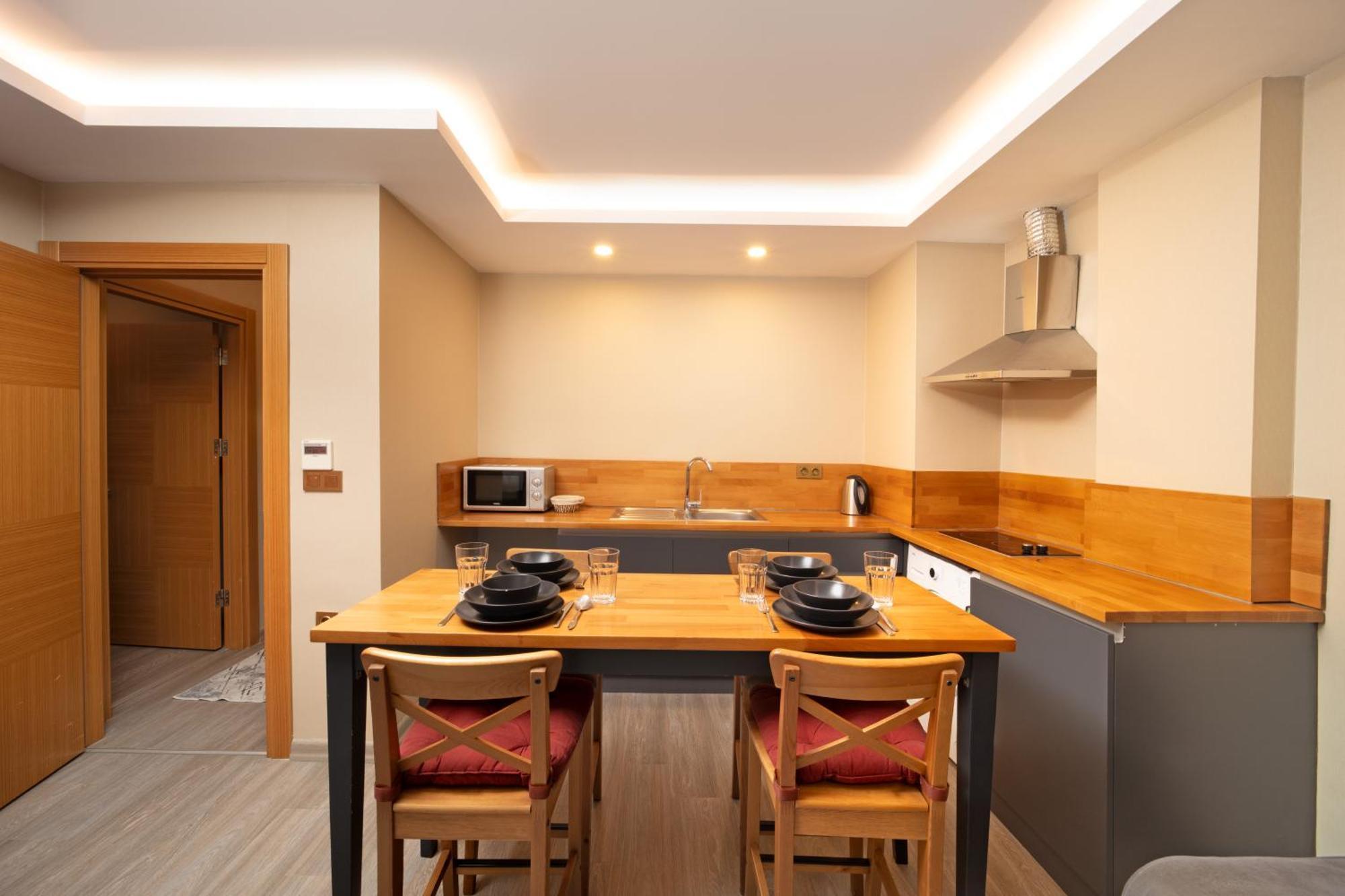 Family Time Hotel *