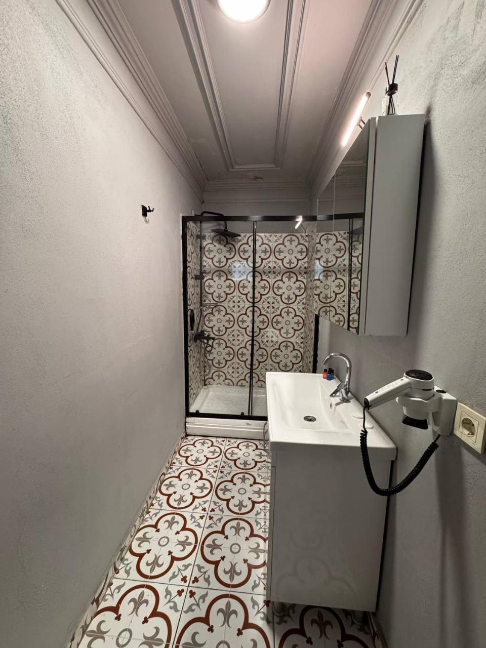 Otel Gen 2*