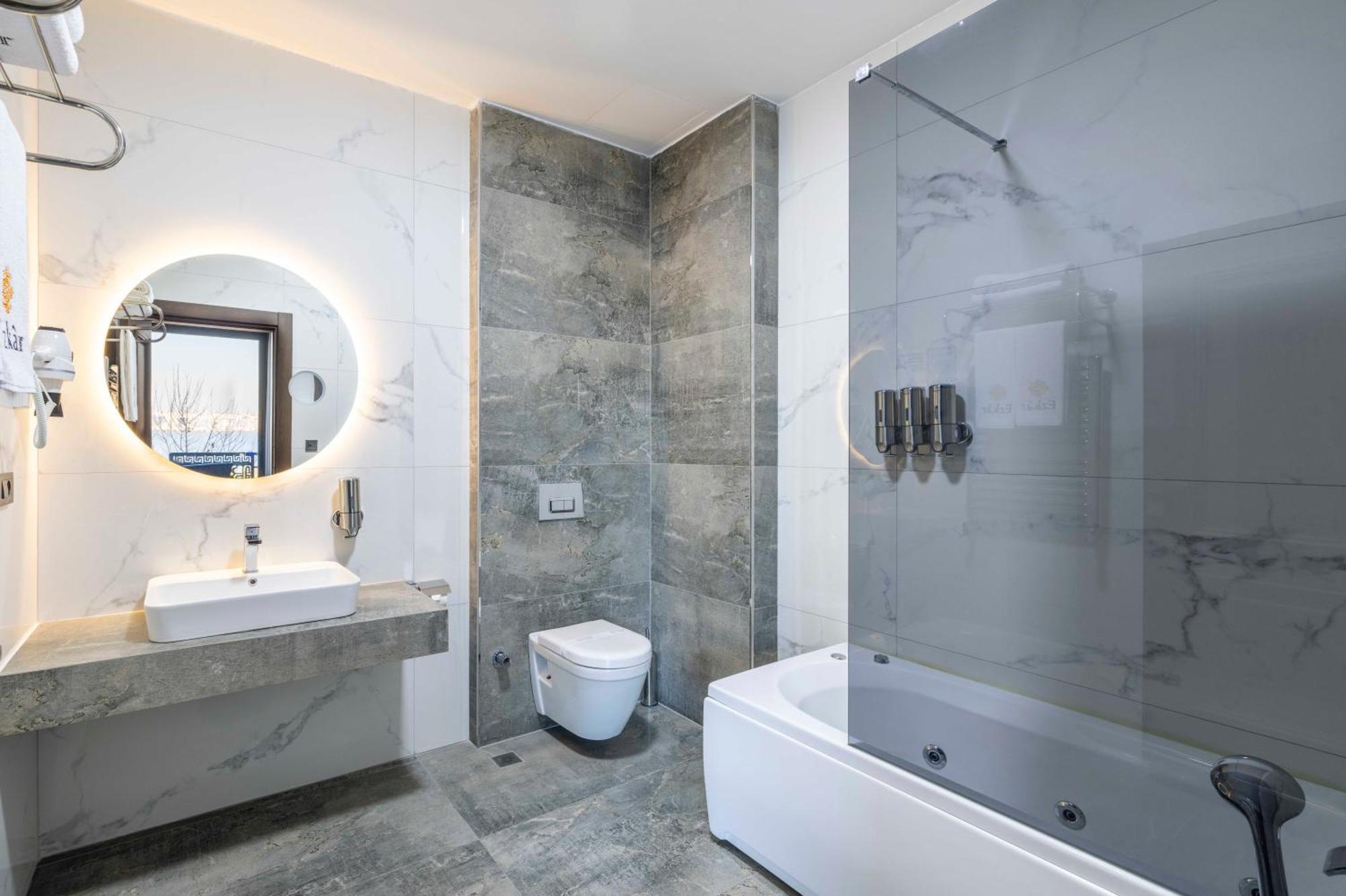 Hotel Ezkar Bathonea Art Istanbul