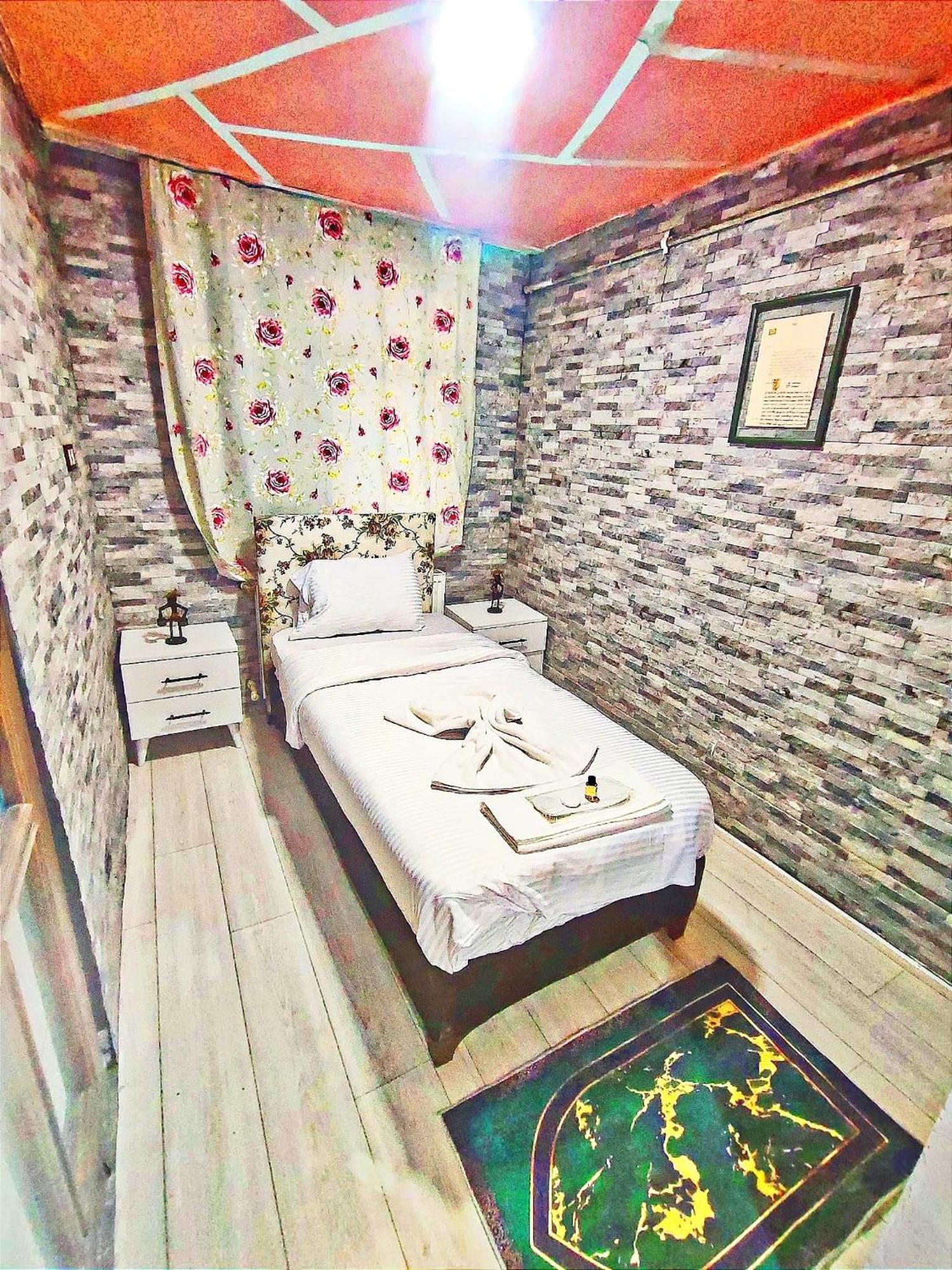 Taksim Ottoman Style Aparthotel