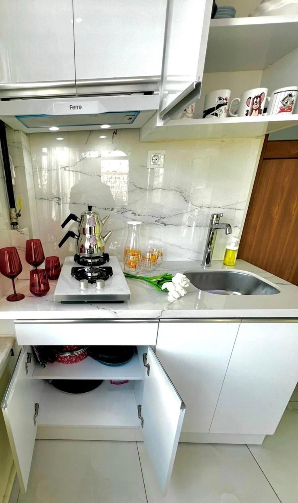 Istanbulun Kral Dairesi Asansoerlue Ve 2 Klimali Apartment Istanbul