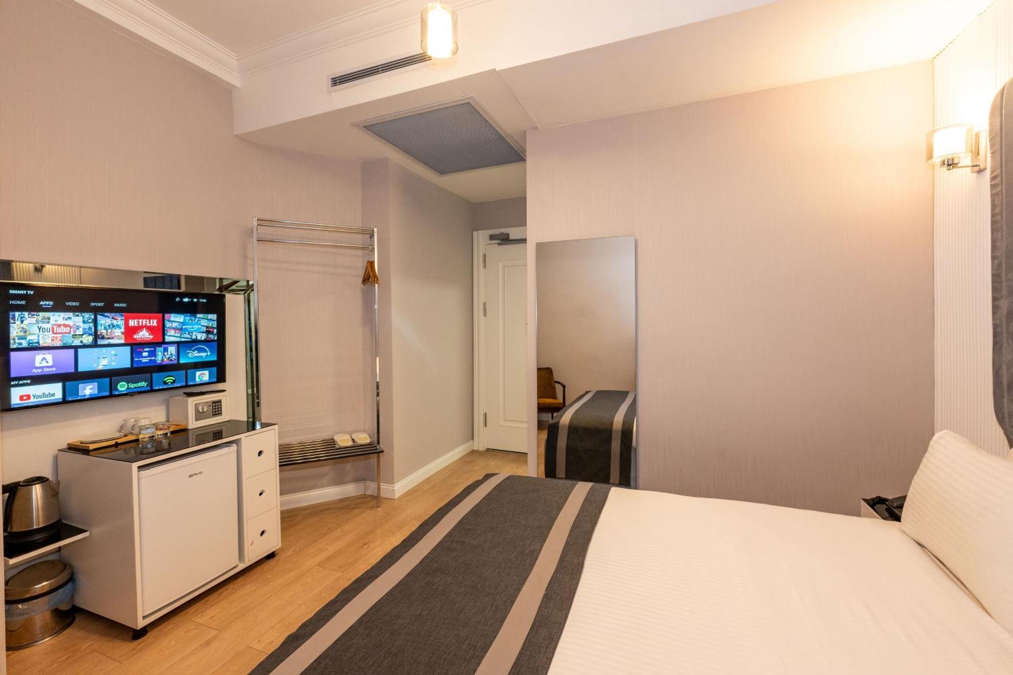 The Now Hotel *