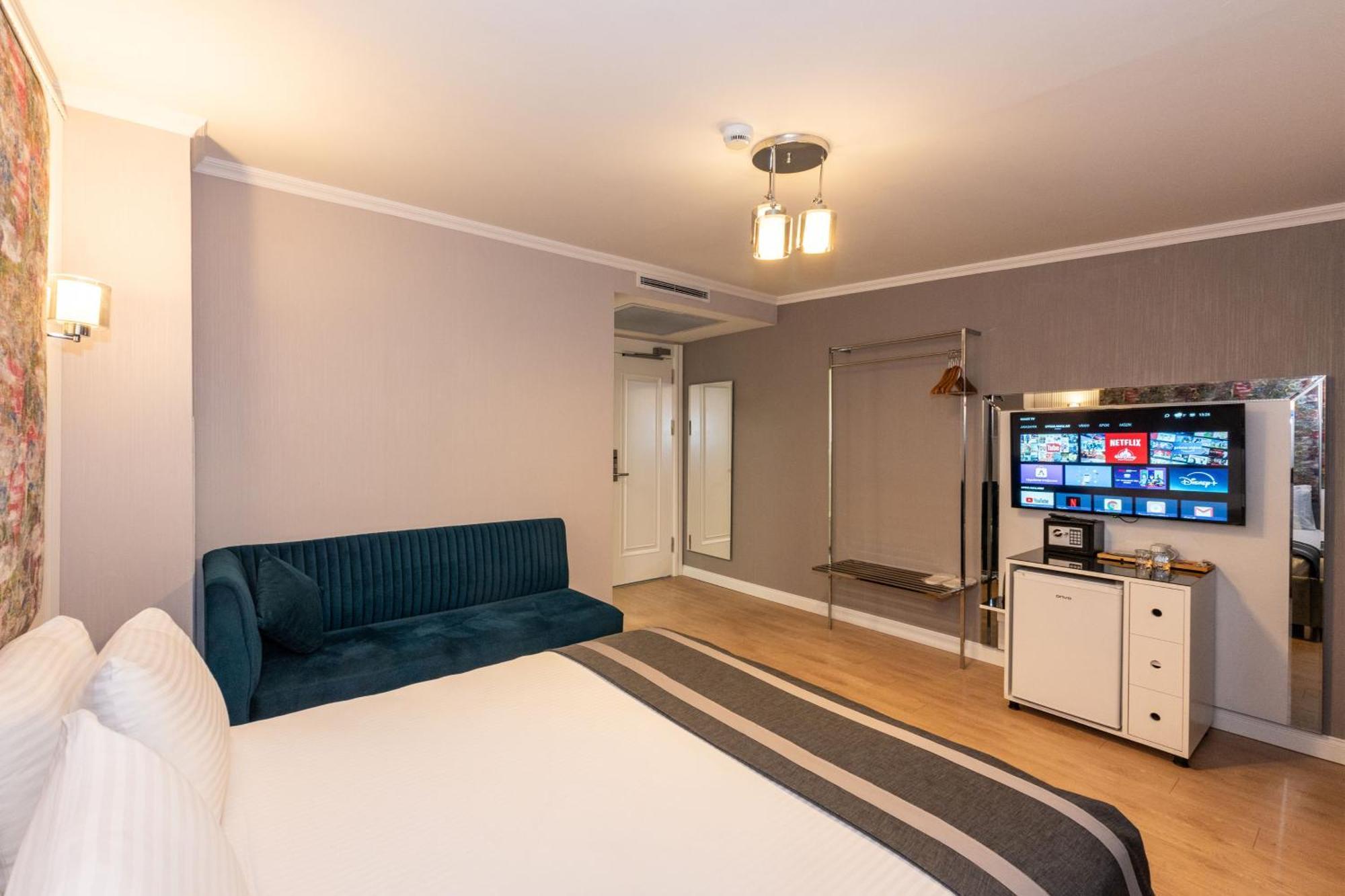 The Now Hotel