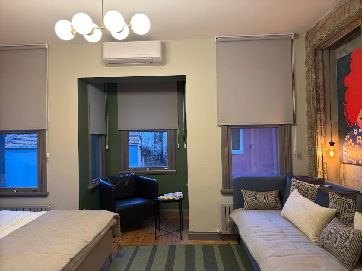 Stunning Private House In Balat Apartment