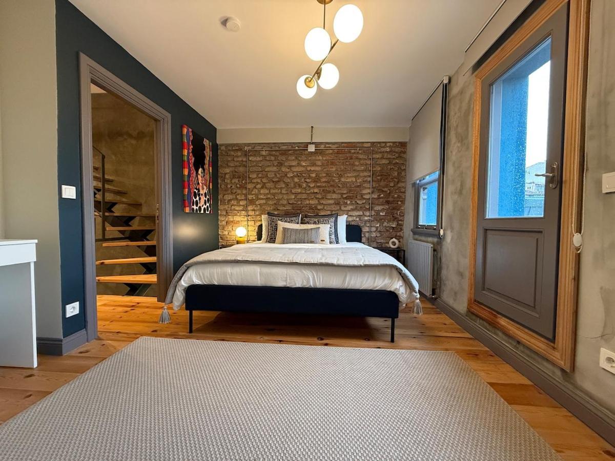 Stunning Private House In Balat Apartment *
