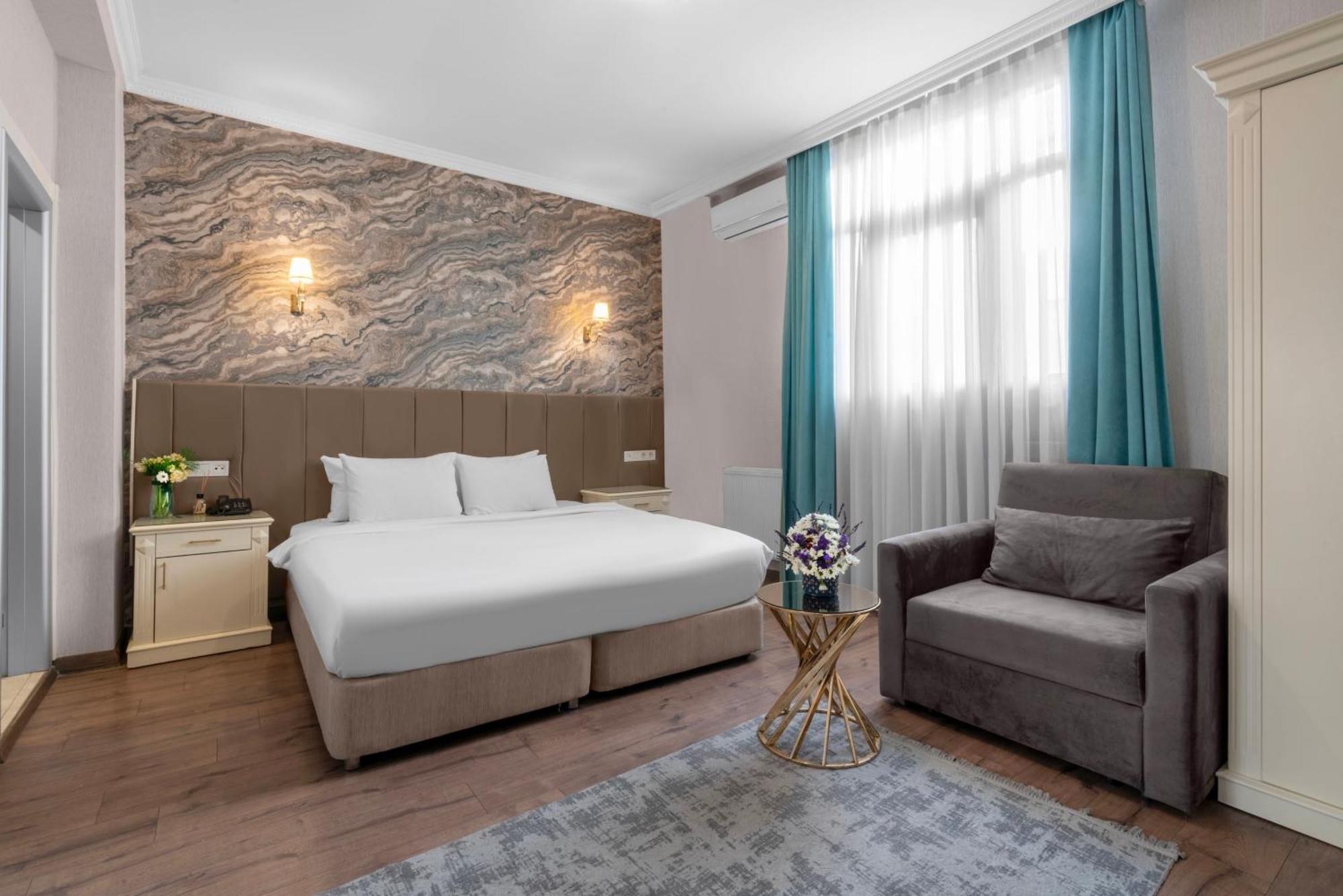 Valide Hotel