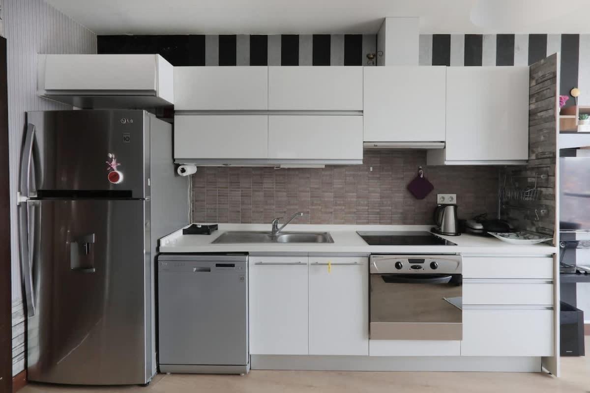 Cozy Family 2 Bedroom At Center Of Atasehir Apartment Istanbul
