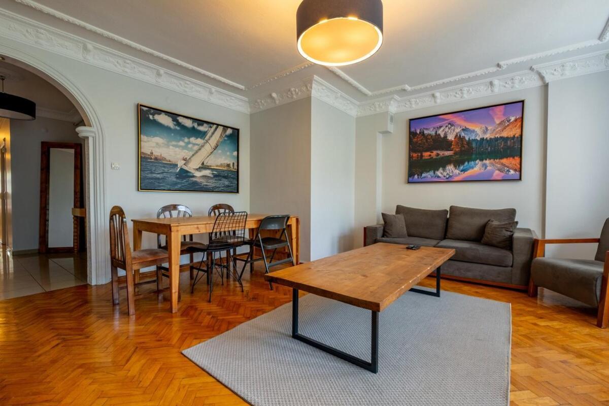 3-bedroom *