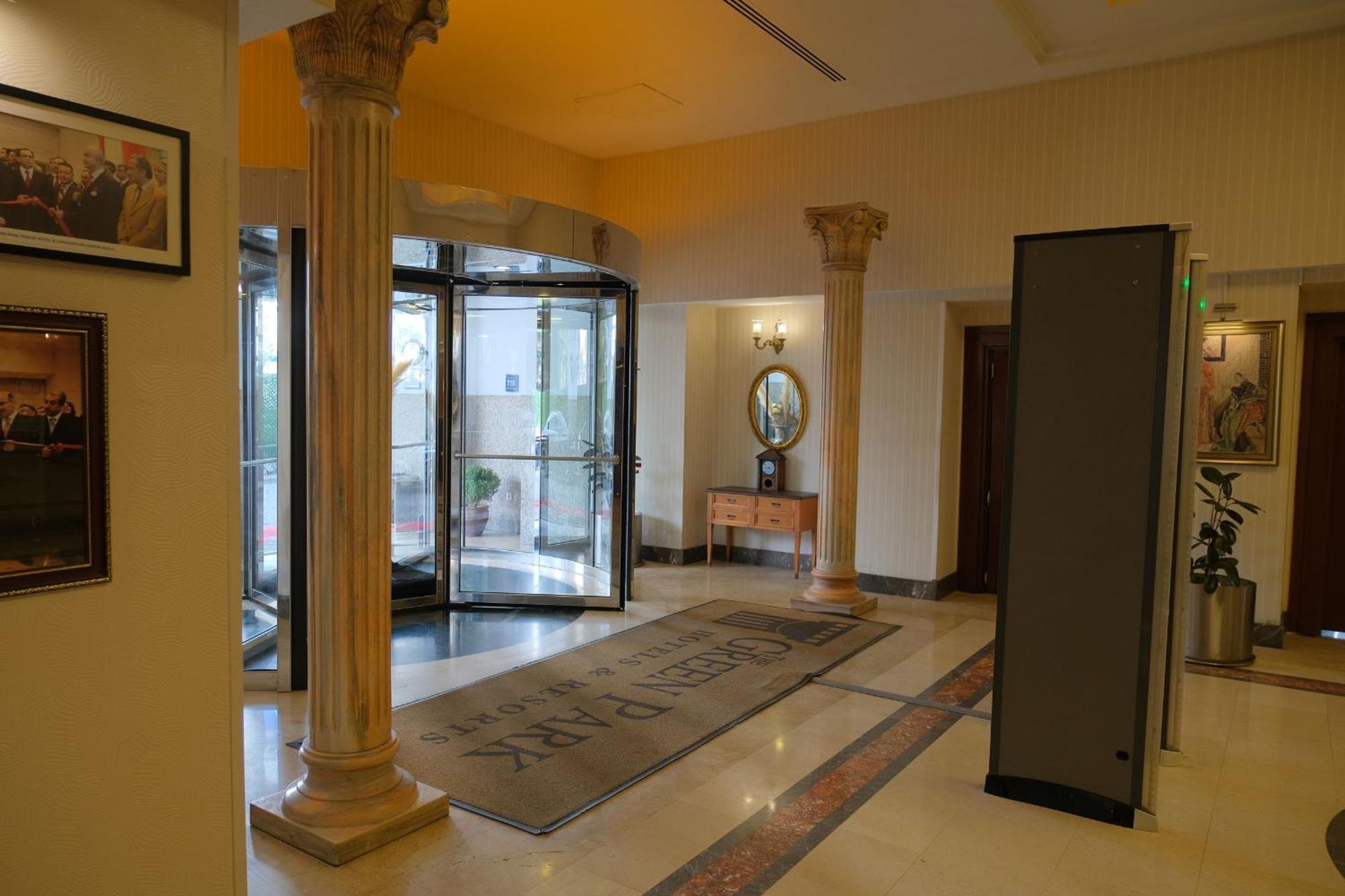 Hotel The Park Bostanci 5*