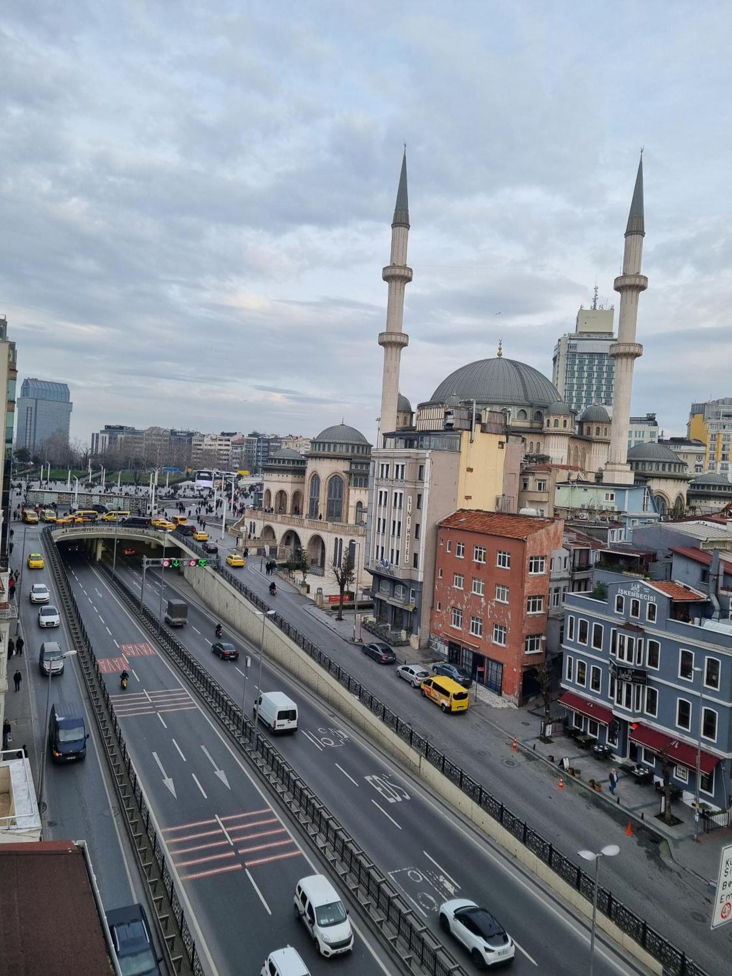 Taximtown Istanbul