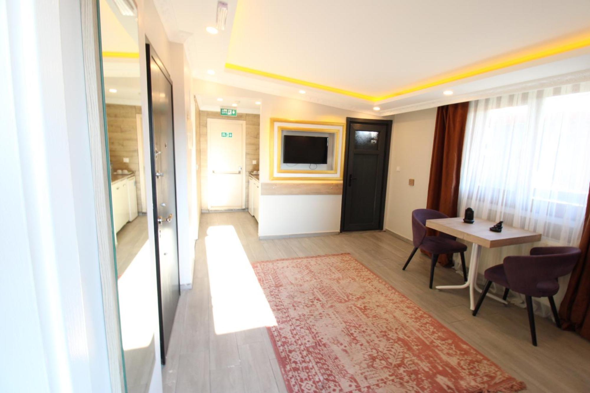 Sahra Kent Kadikoey Istanbul
