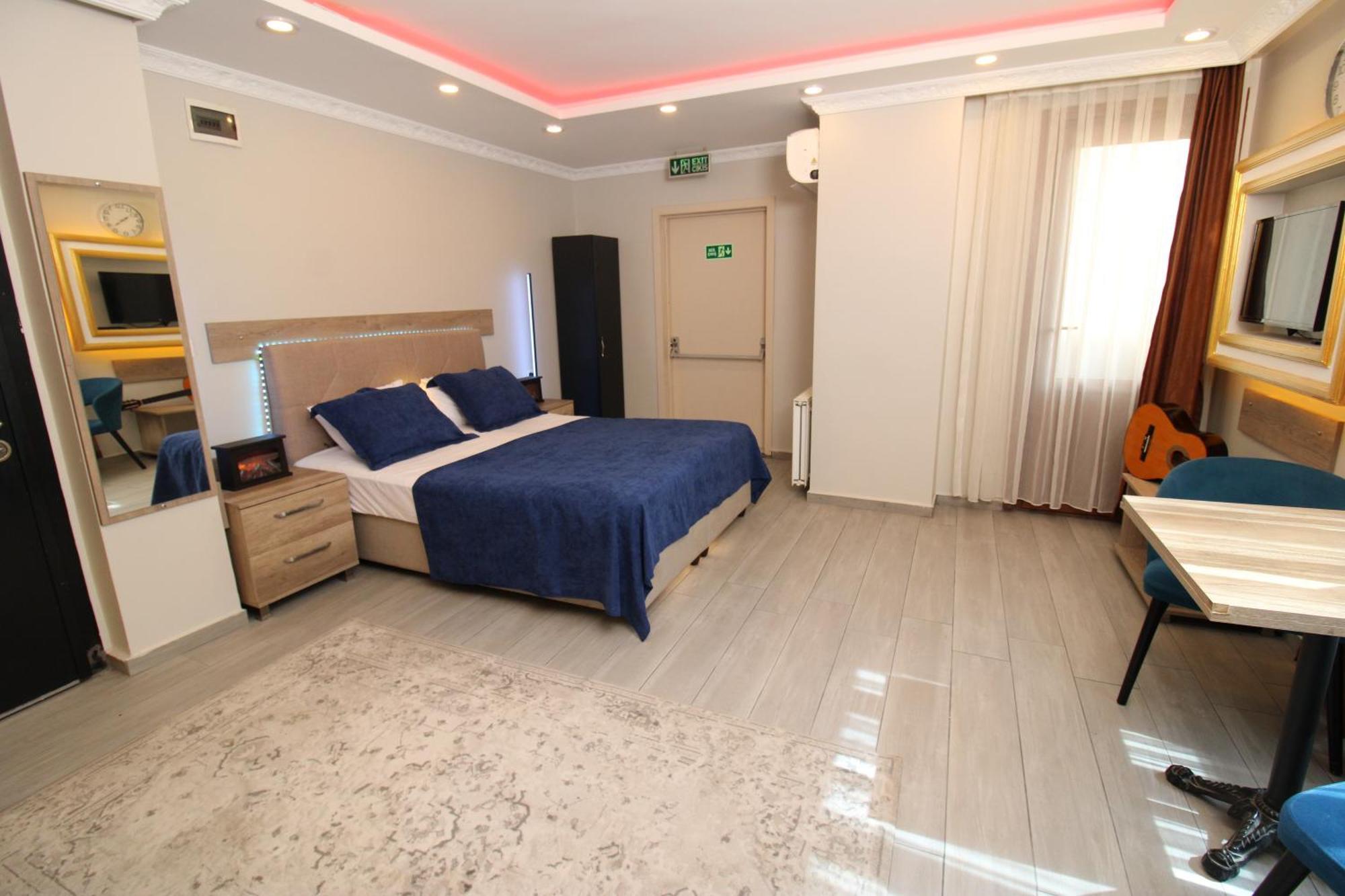 Sahra Kent Kadikoey * Istanbul