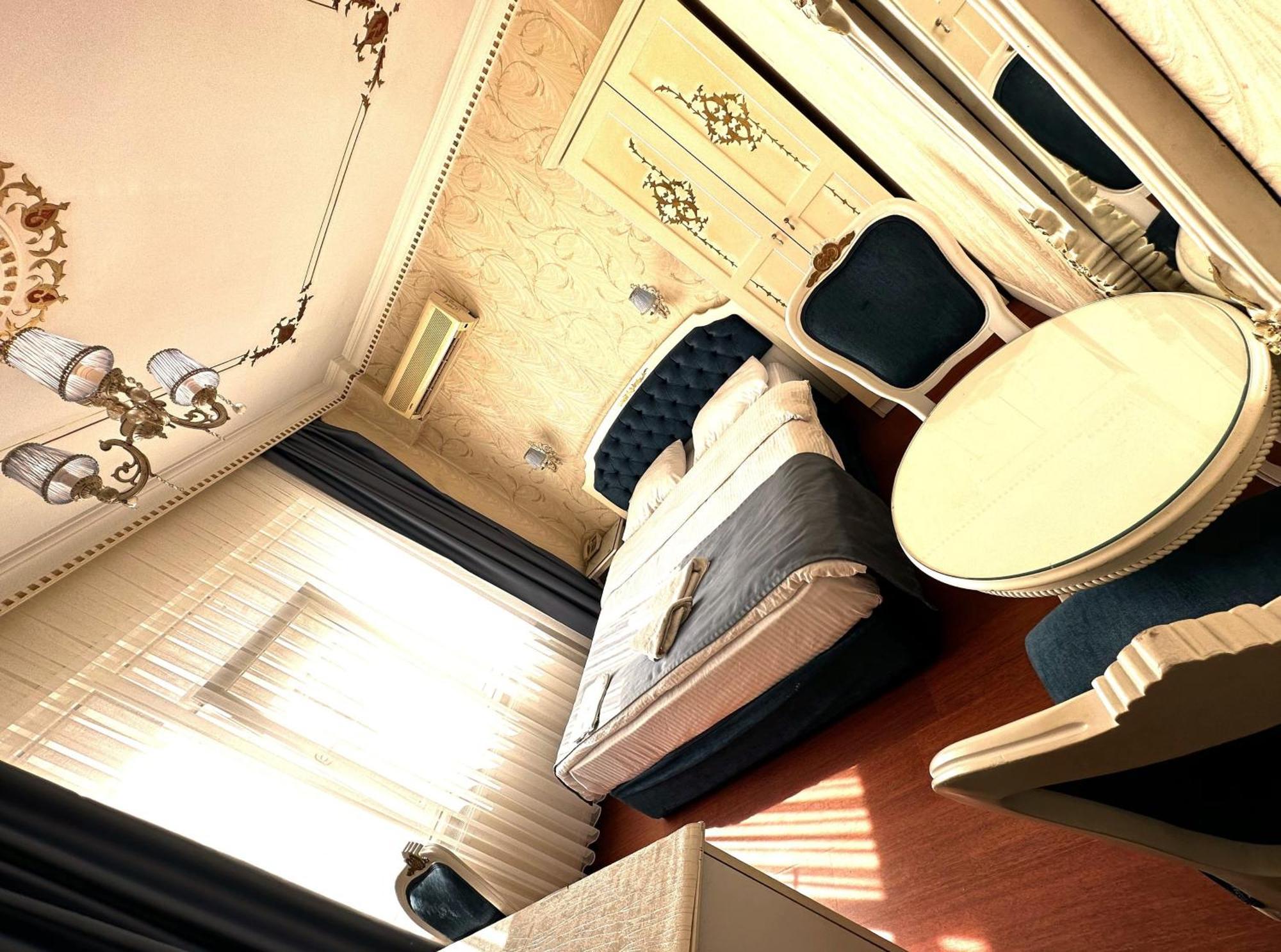 The Alyon Taksim 3*
