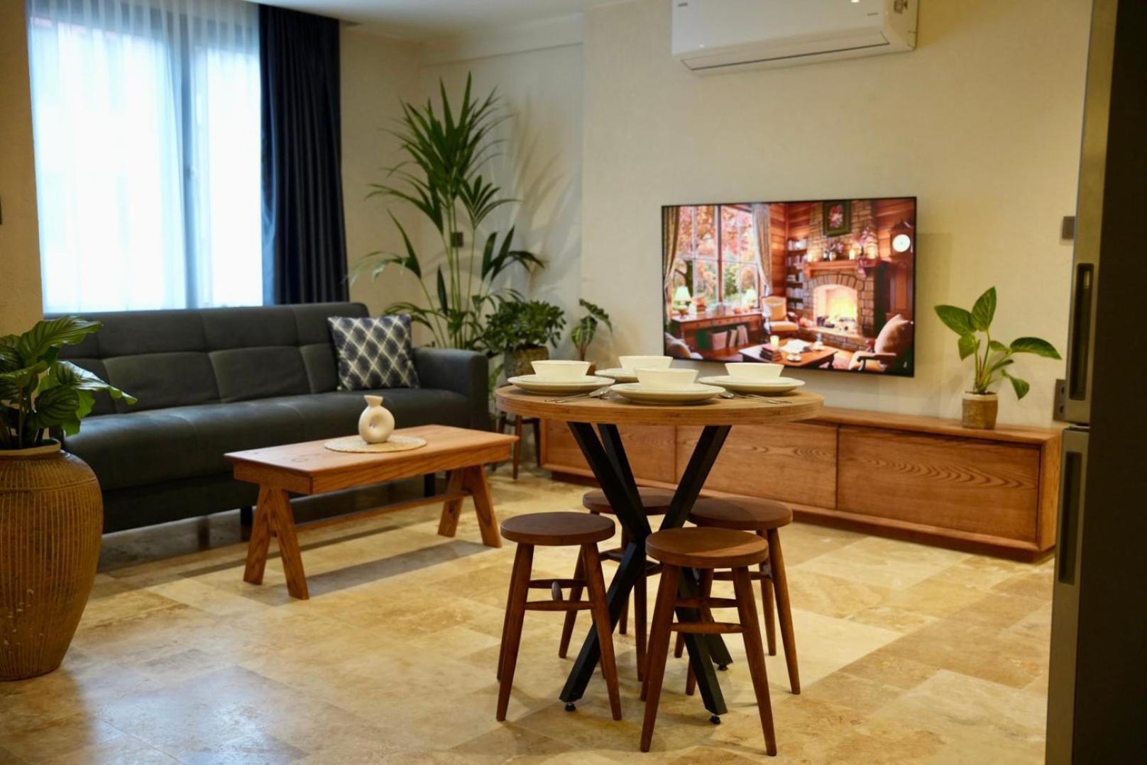 Khalkedon Aparthotel *