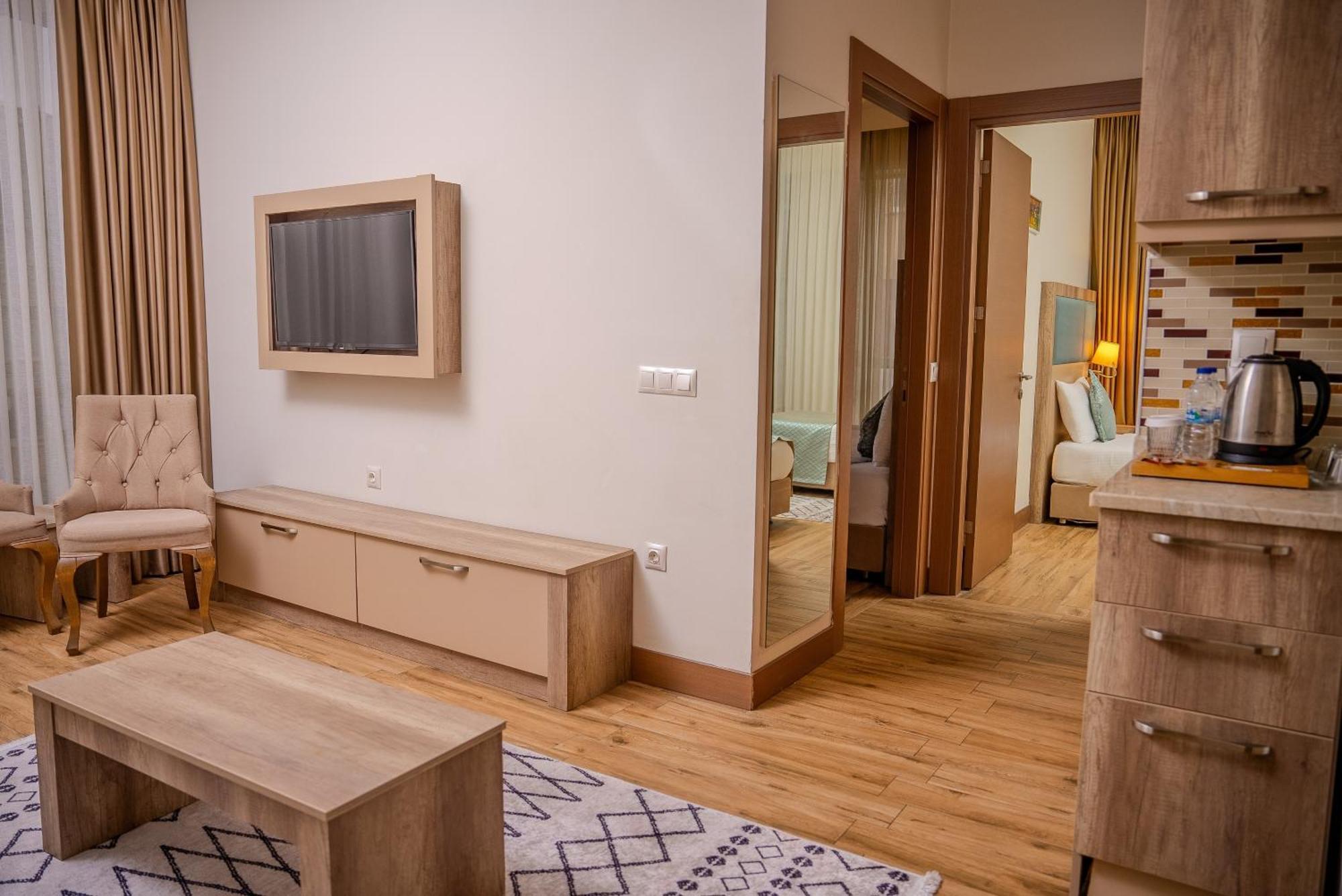 Hotel Mari 4*