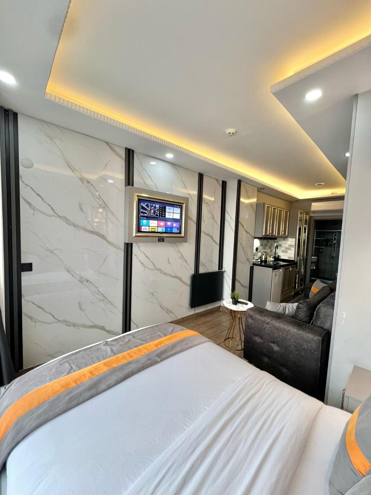 Apart Otel Taksim Larissa 2*
