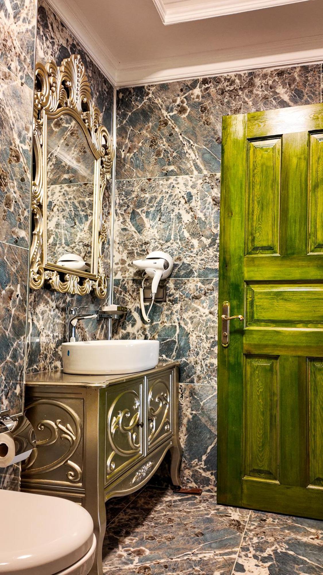 Emerald Mansion * Istanbul