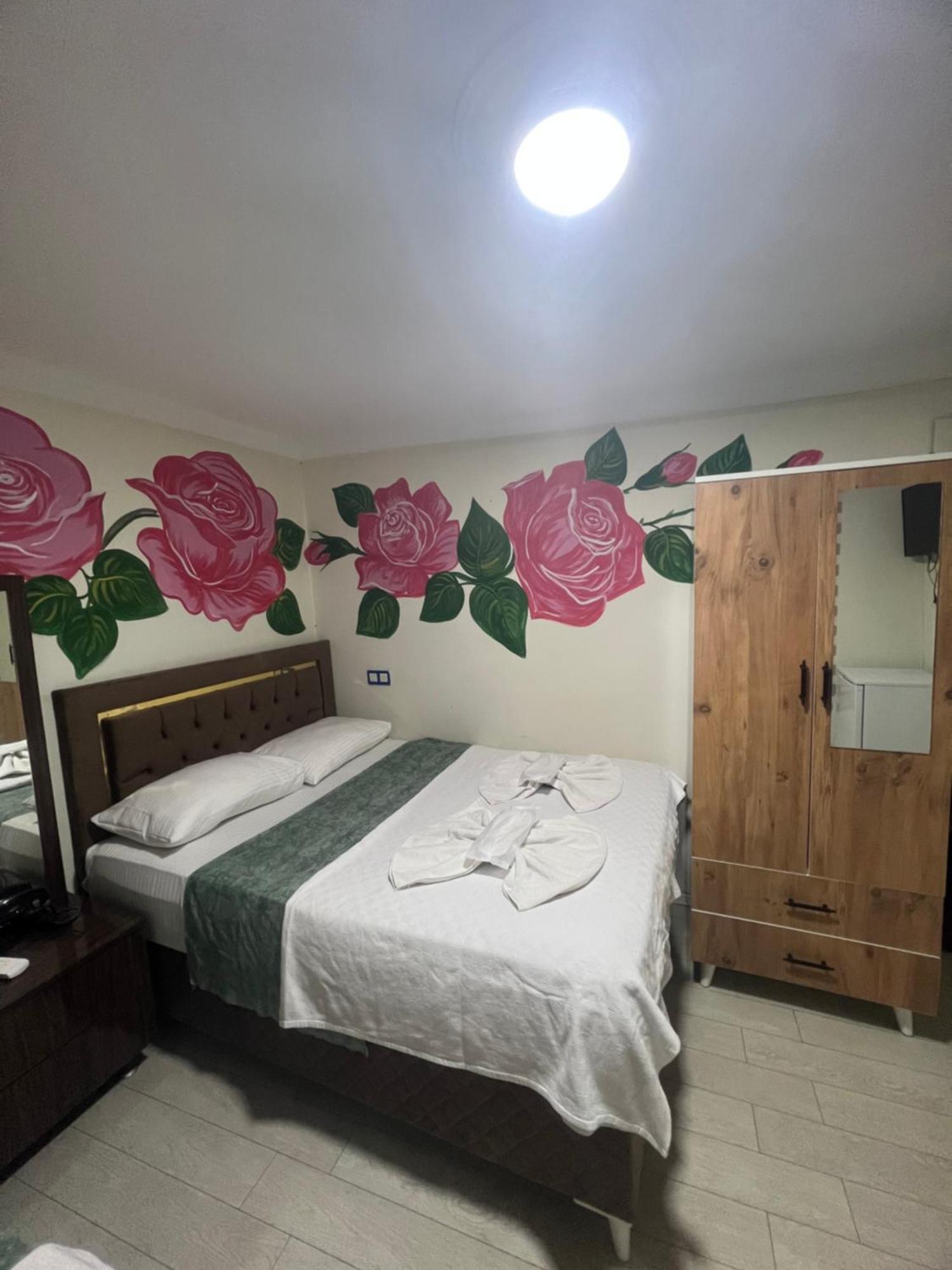 Homestay Sultanahmet Blue Yacht House *