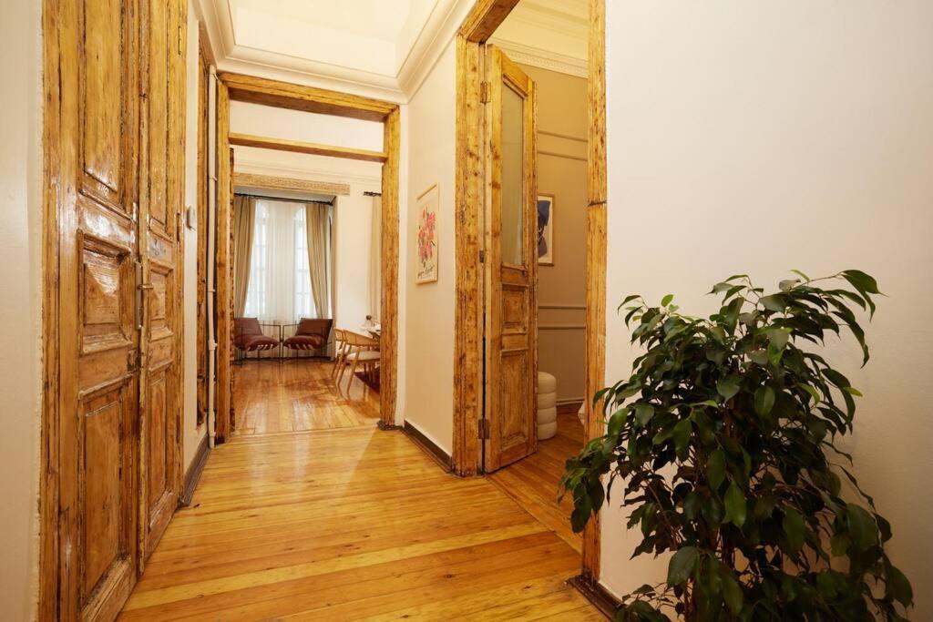 Apartment Spacious 3br W Elevator&ac In Taksim Istanbul