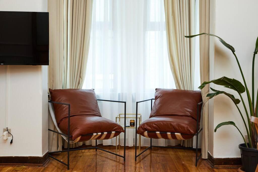 Spacious 3br W Elevator&ac In Taksim Istanbul