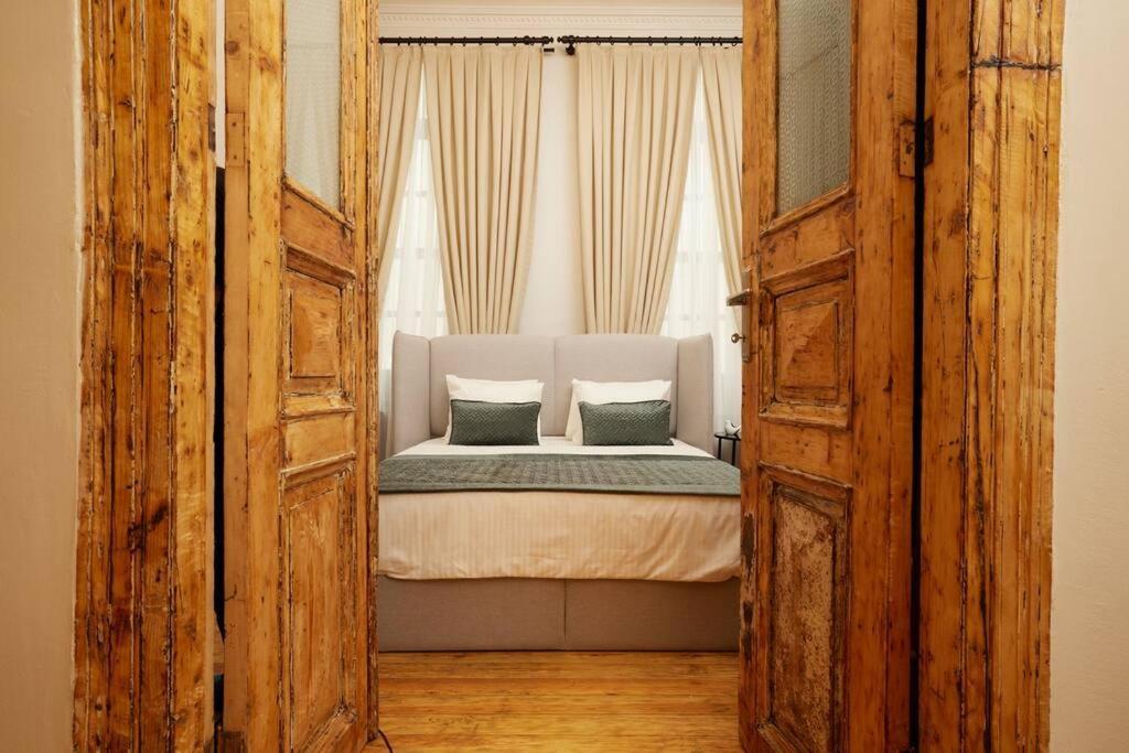 Apartment Spacious 3br W Elevator&ac In Taksim *
