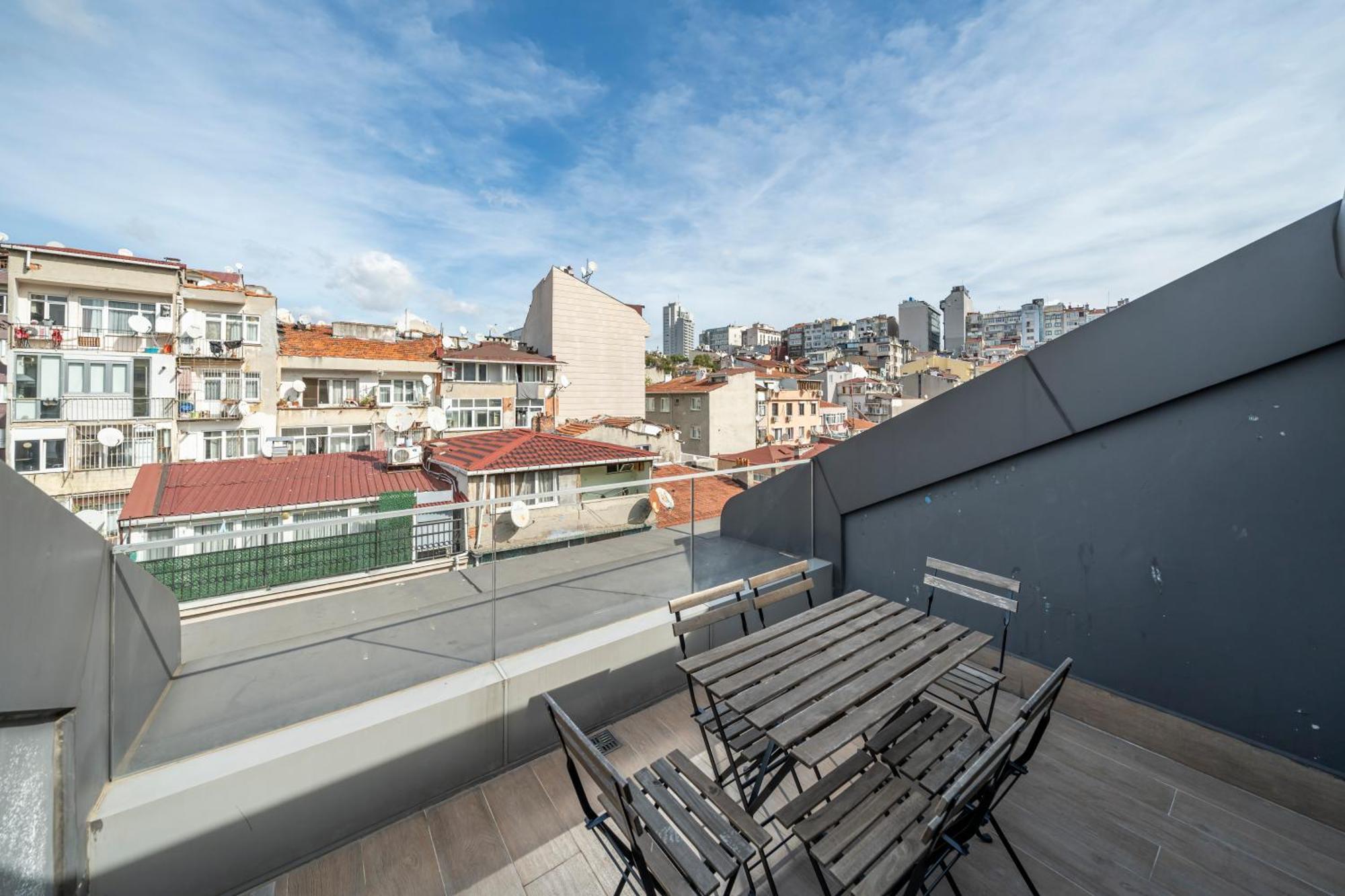 Taksim Petek By Guestteori Aparthotel