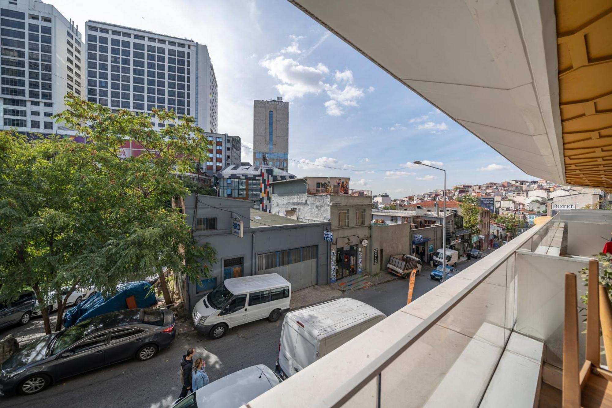 Taksim Petek By Guestteori Aparthotel