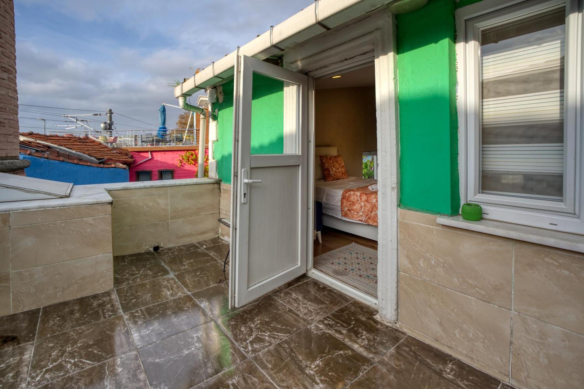 Apartment Old Konstantinei
