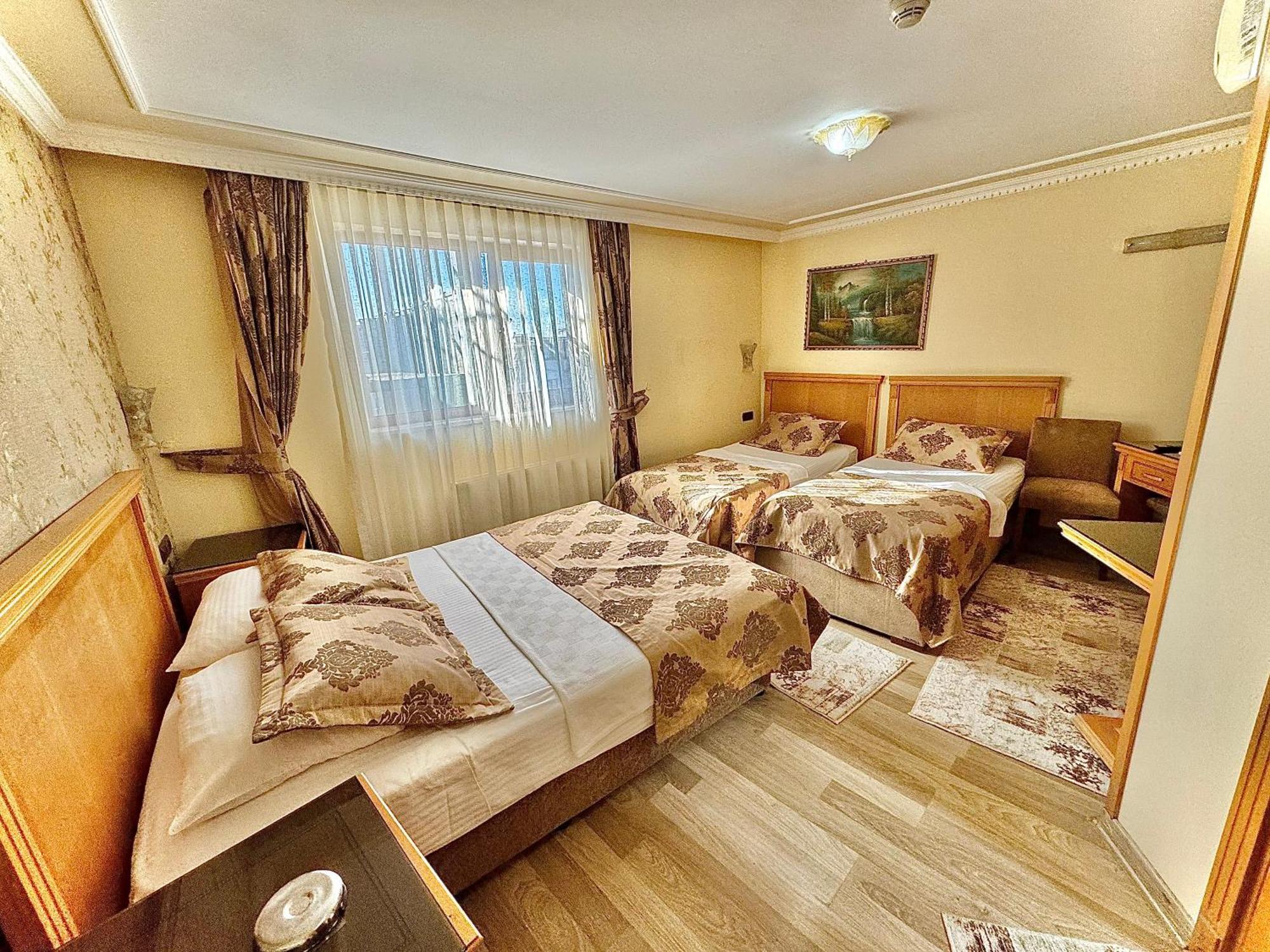 The Papirus Otel 3*