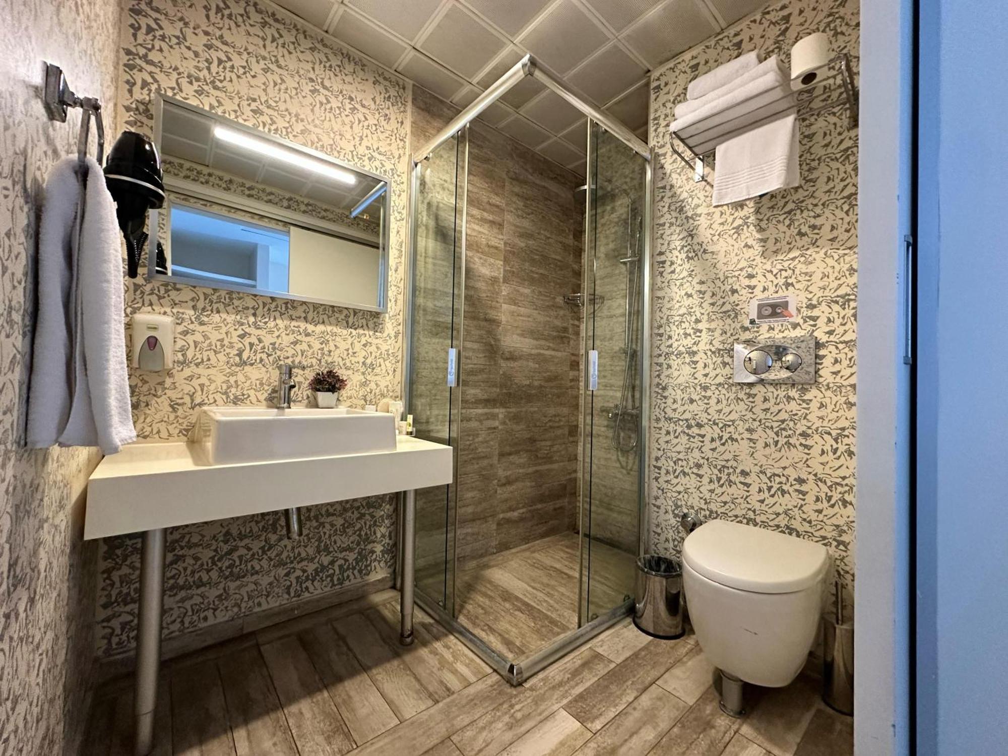 Hotel Tempo 4levent 3*