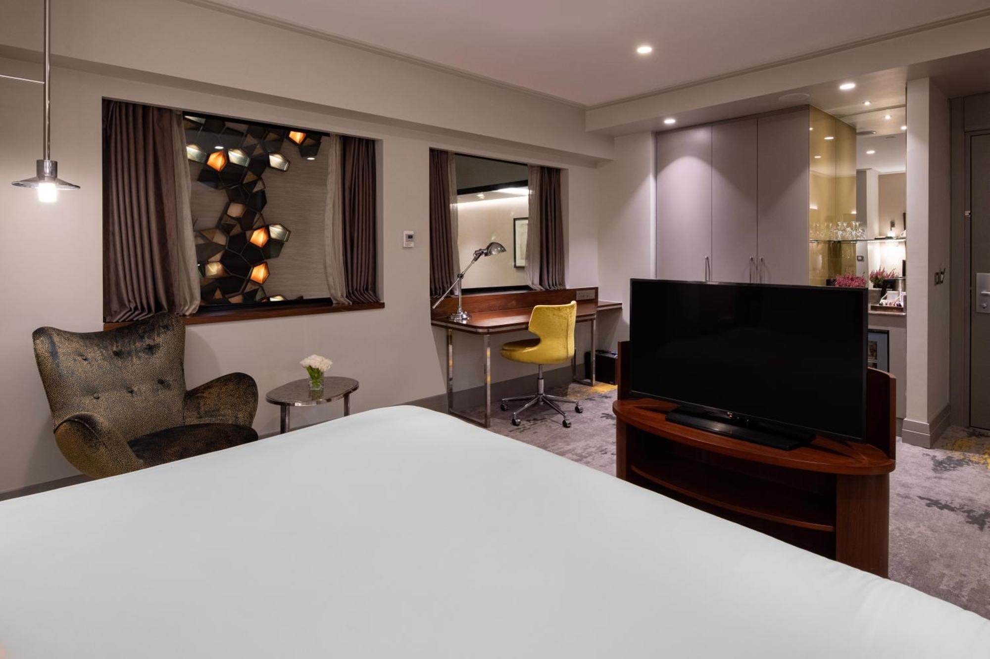 The Artisan Mgallery 5*