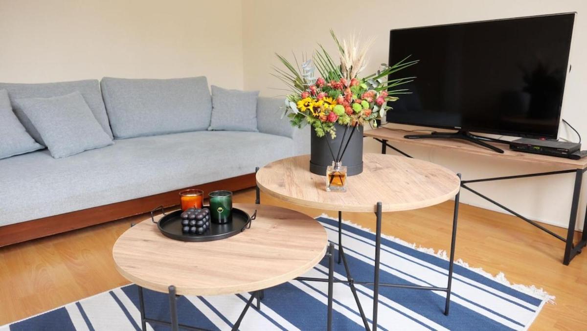 Stylish Triplex With Turkish Bath, Terrace, Location *