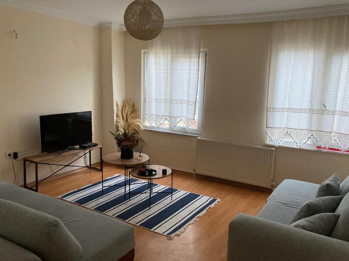 Stylish Triplex With Turkish Bath, Terrace, Location Villa Istanbul