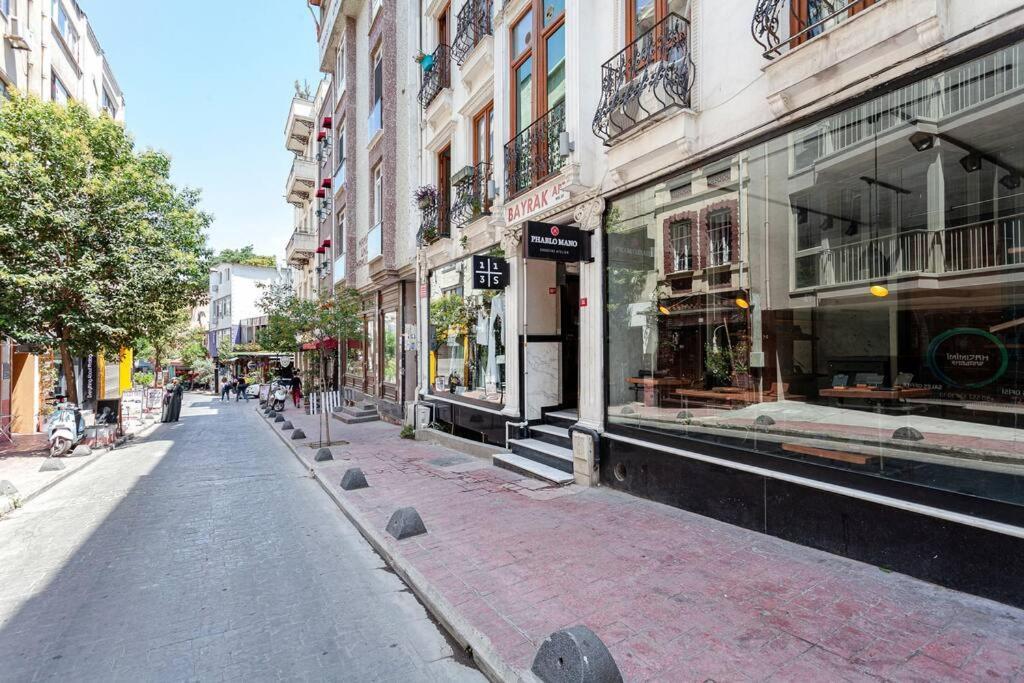 Apartment Prime Location With Terrace *