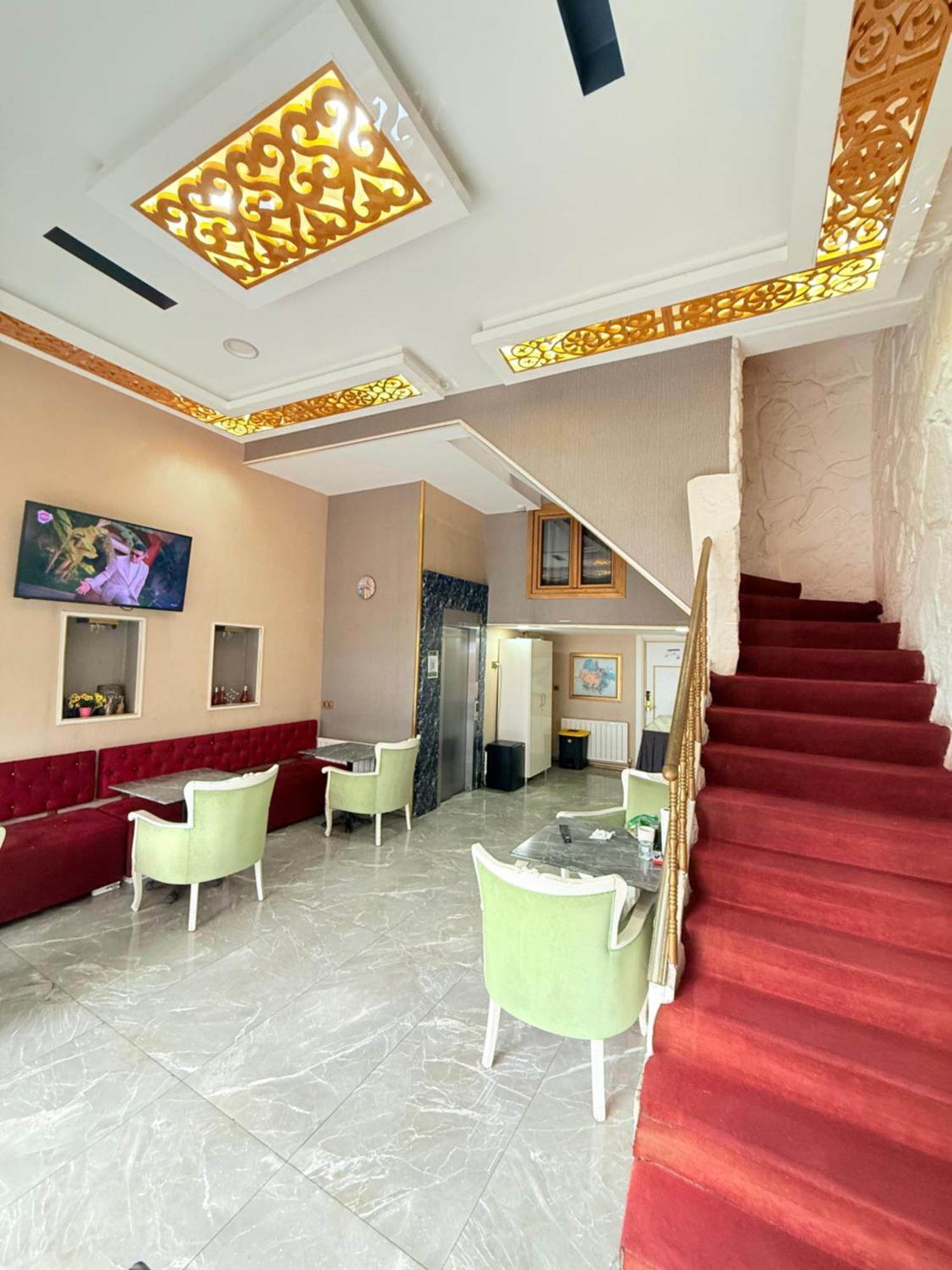 Otel Rhythm 2*