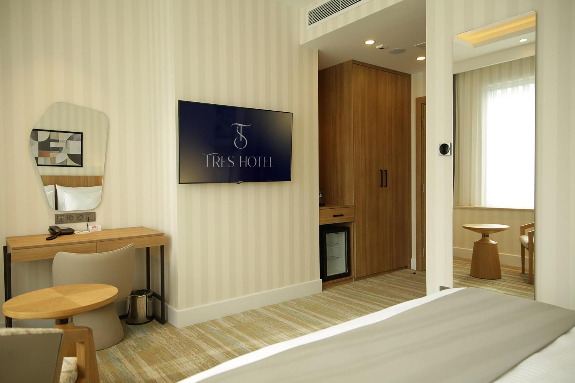 Tress Hotel