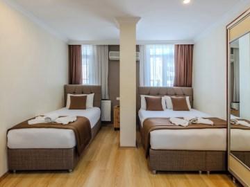 Silviya Hotel 3*