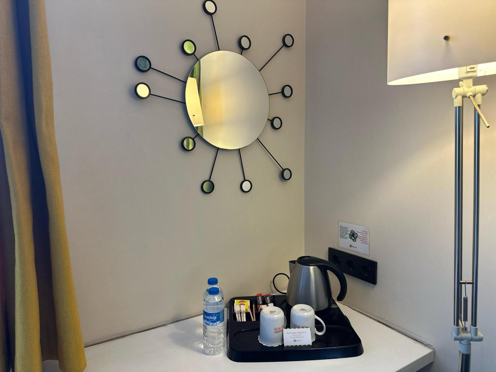 Tempo Airport Hotel