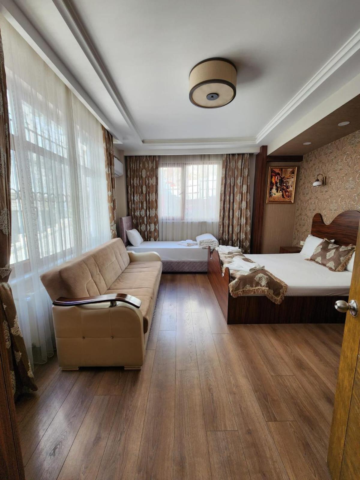 Capricorn By Otantik Aparthotel *