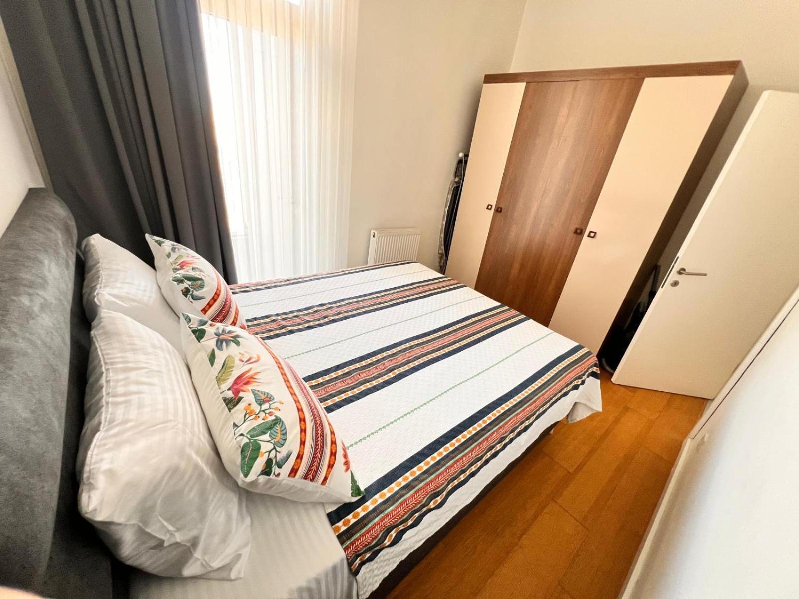 Apartment Divan - Guenesli Near Atakoey Metro Station Istanbul