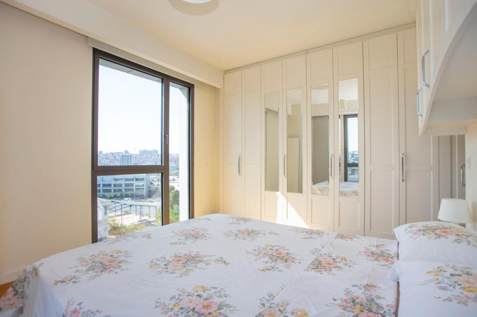 Divan - Guenesli Near Atakoey Metro Station * Istanbul