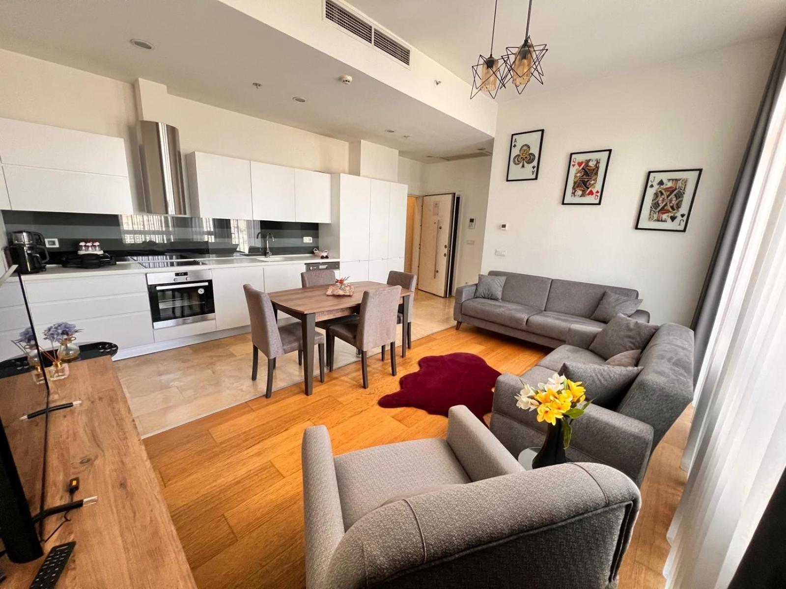 Divan - Guenesli Near Atakoey Metro Station Apartment *