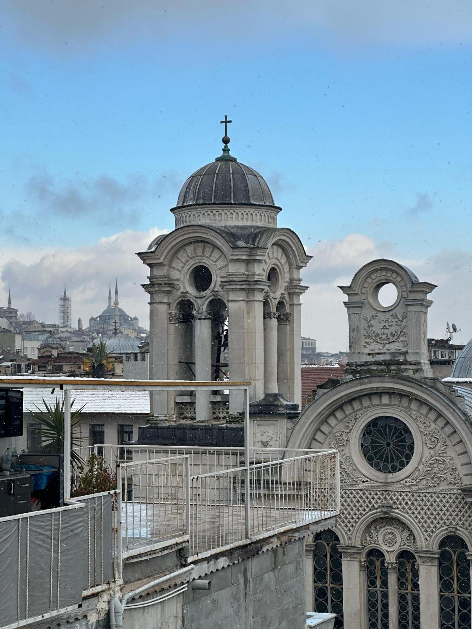 Mr Lion Kumkapı Otel *
