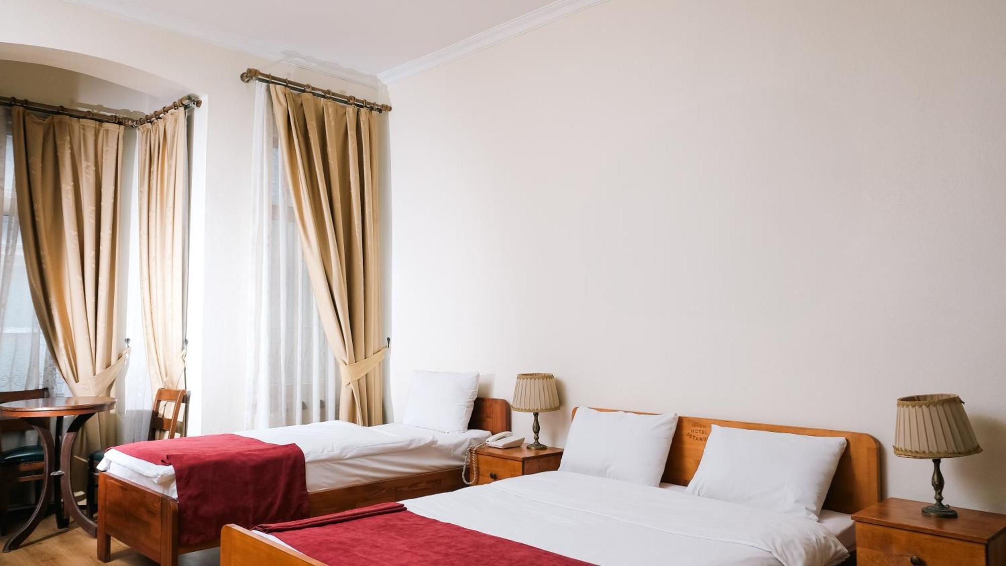 Irish Hotel 2*