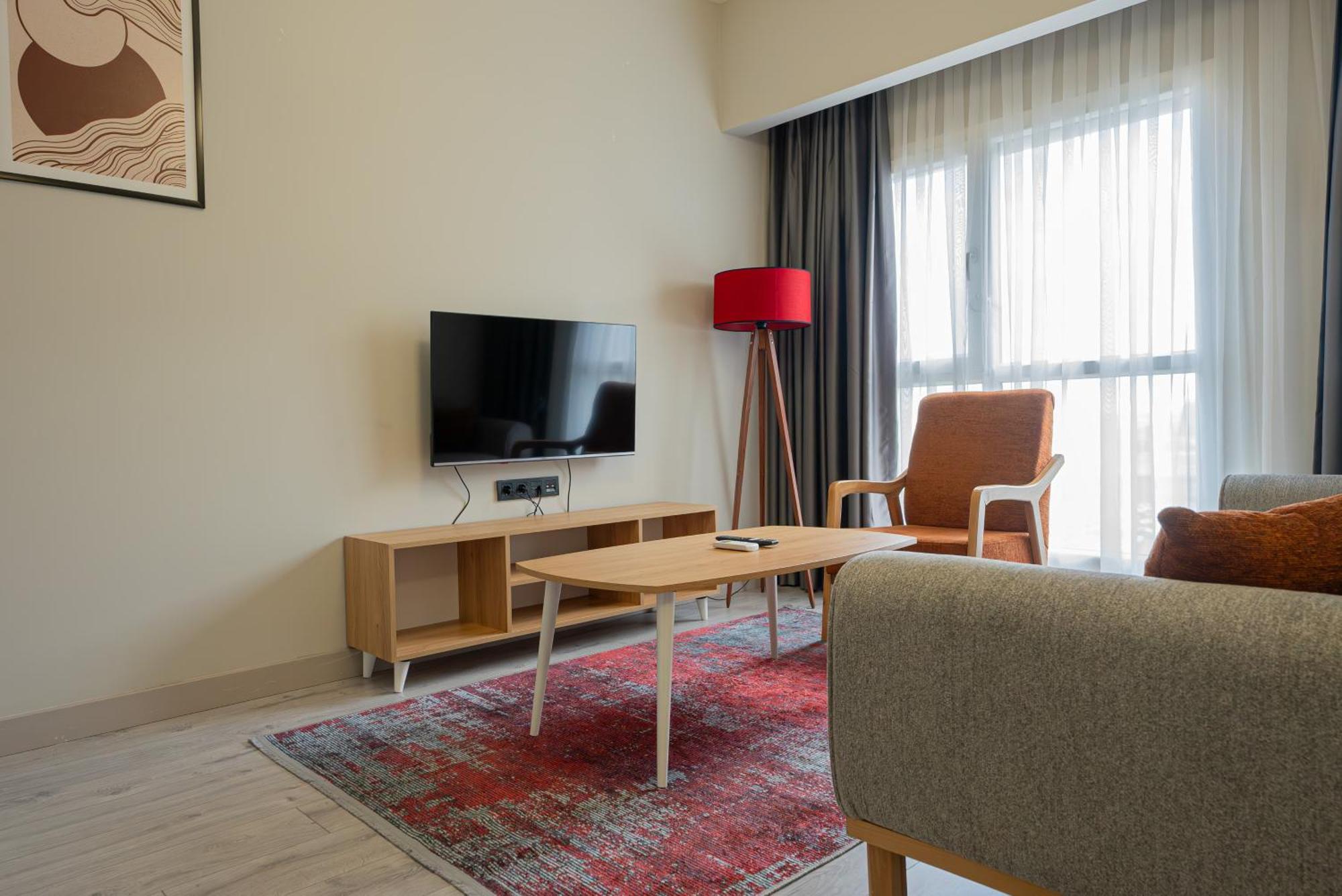 Hotel Western & Residences 4*