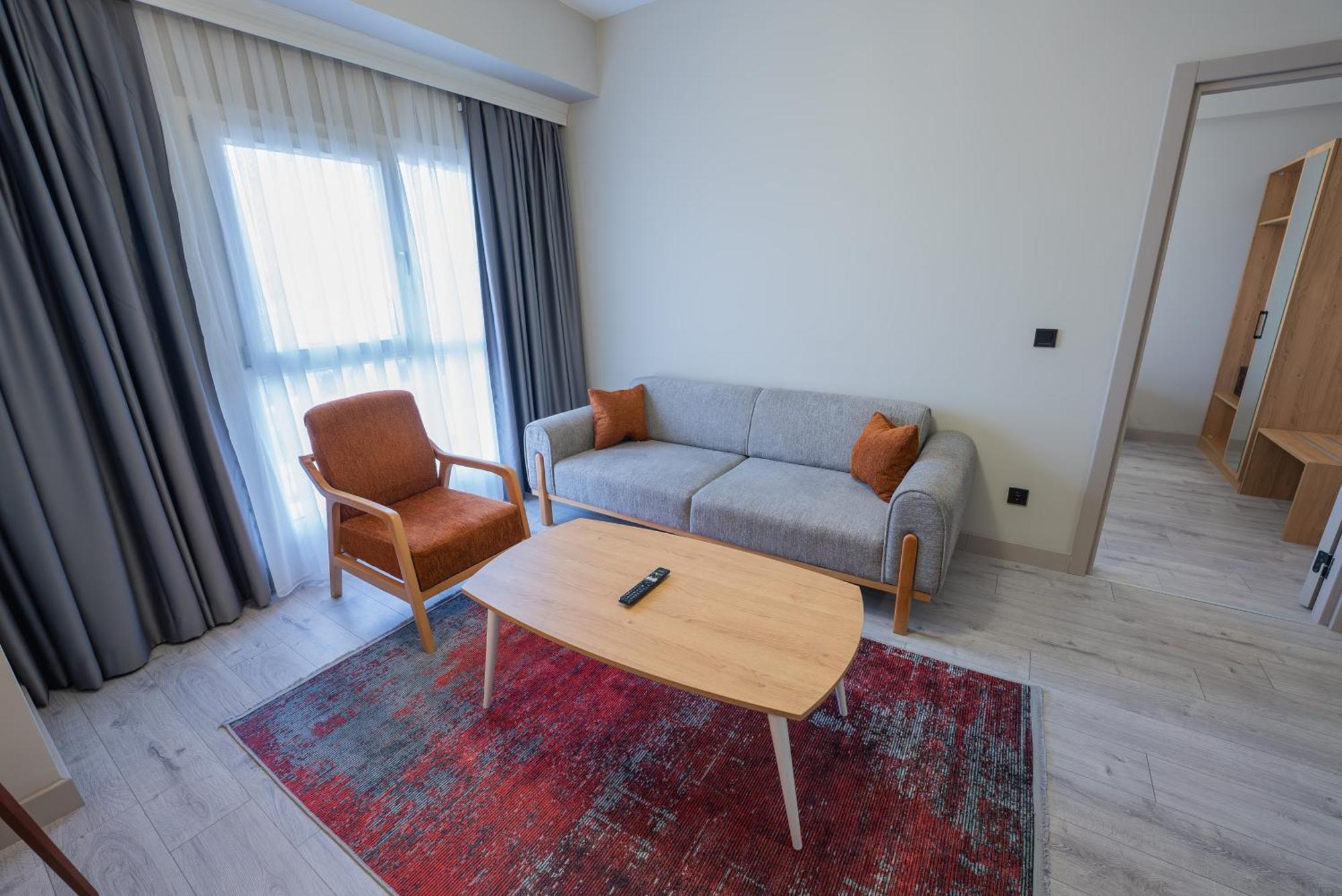 Hotel Western & Residences