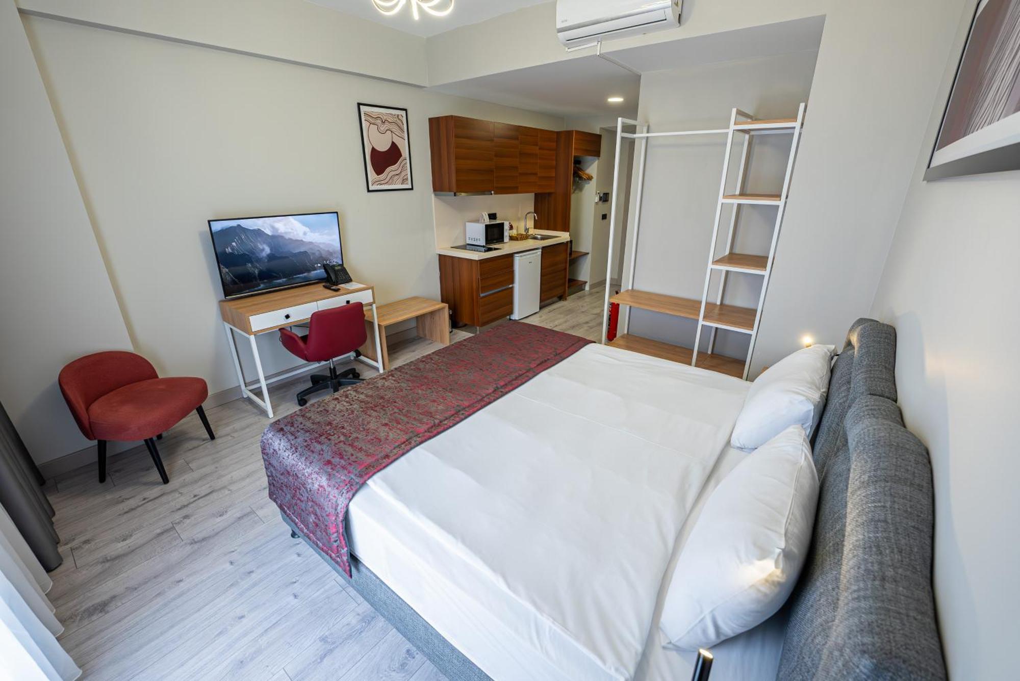 Western & Residences Hotel