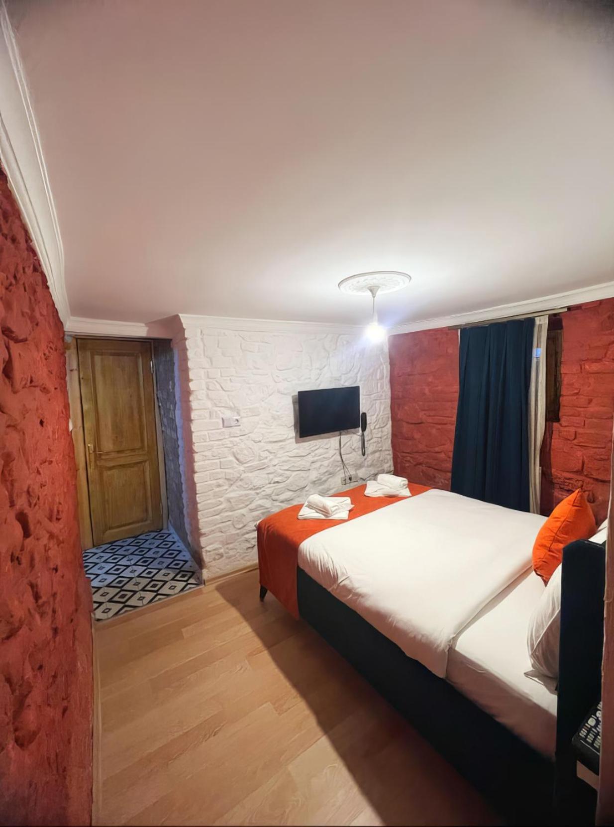 White Bolshoi 3* Istanbul