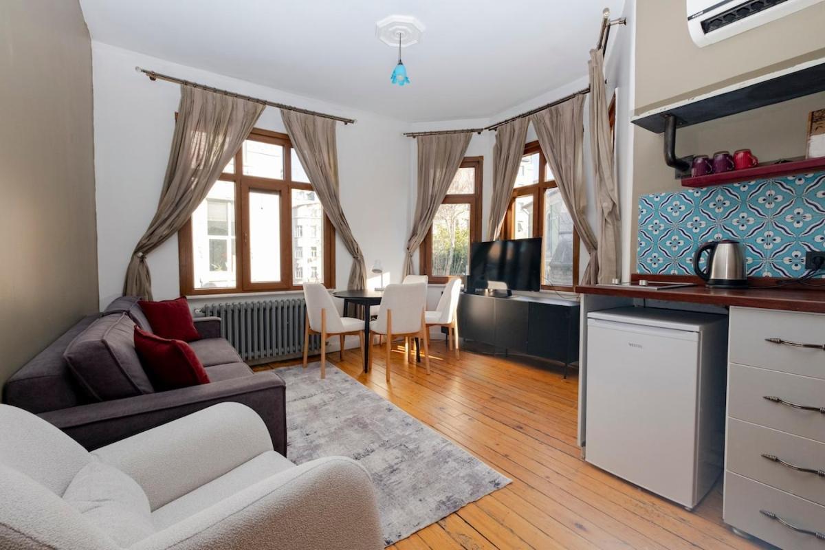 Cosy 2-bedroom Apartment *