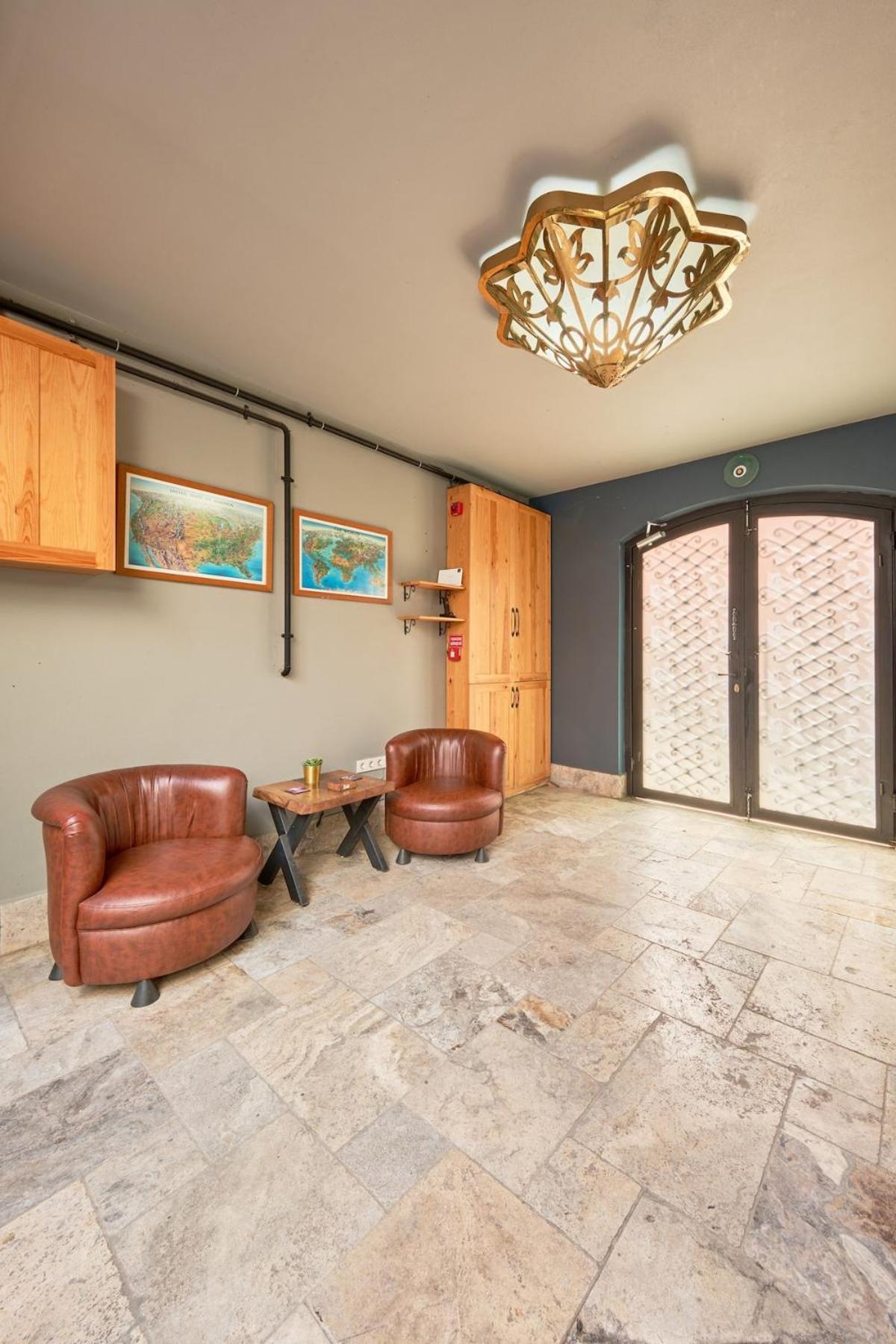 Modern Furnished Historical Building Istanbul